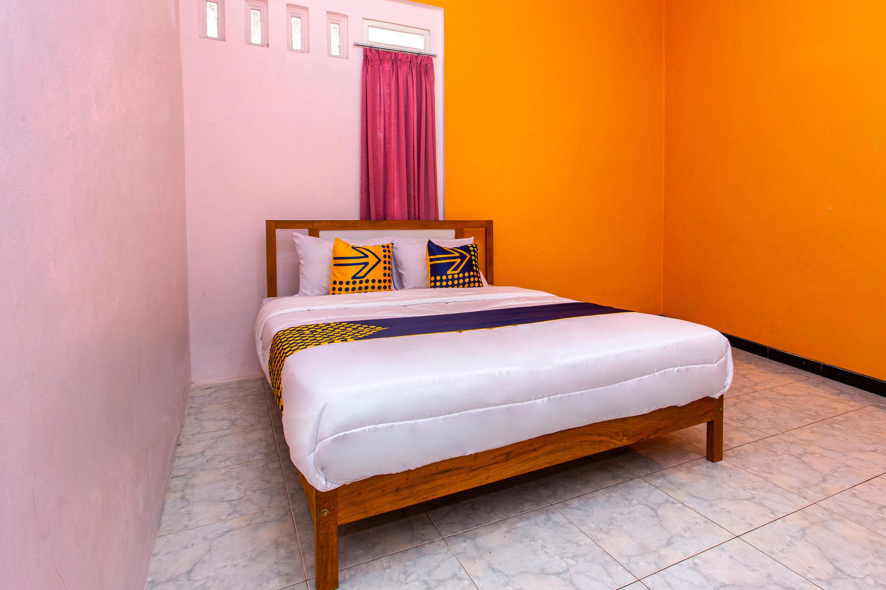 Spot On 2697 Homy House Hotel Semarang Buitenkant foto