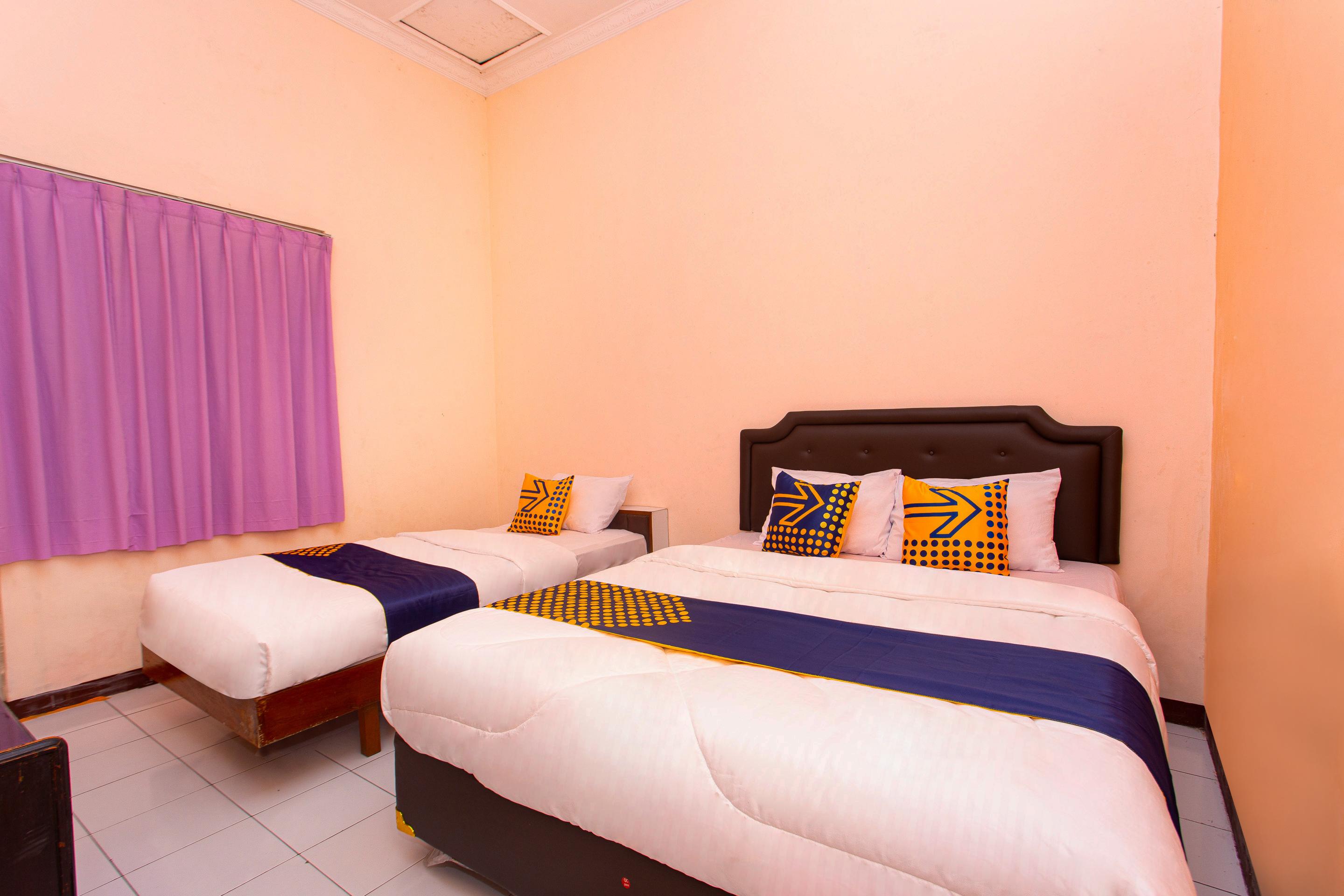Spot On 2697 Homy House Hotel Semarang Buitenkant foto