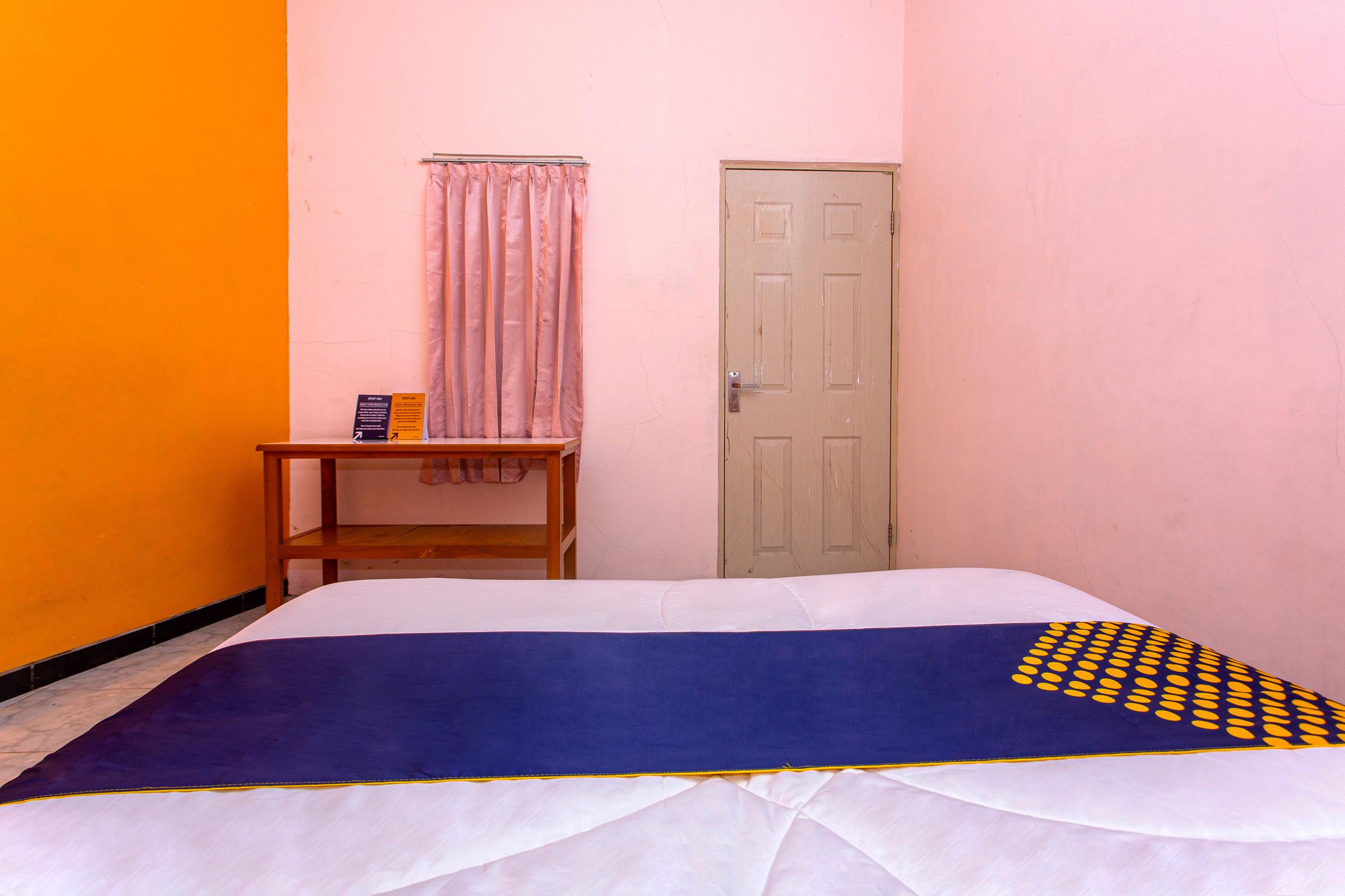 Spot On 2697 Homy House Hotel Semarang Buitenkant foto