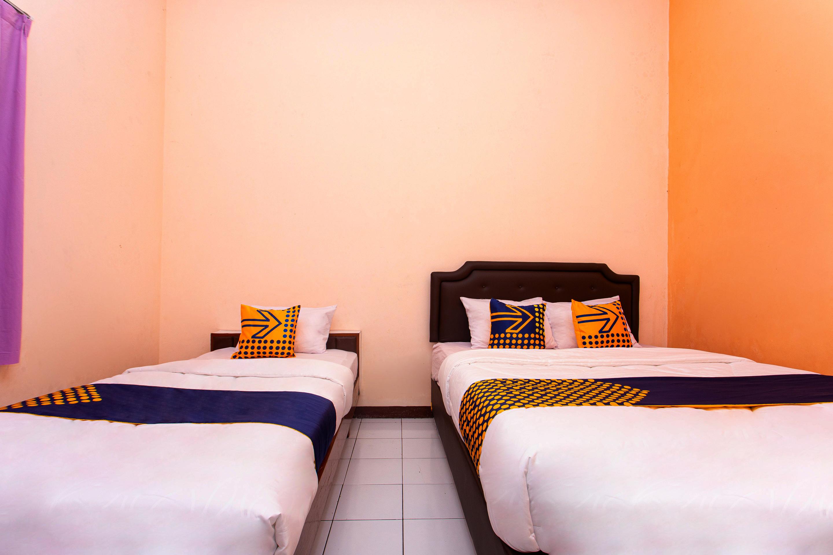 Spot On 2697 Homy House Hotel Semarang Buitenkant foto